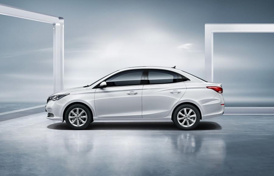  Changan Alsvin 2018 года  (фото 2 из 7)